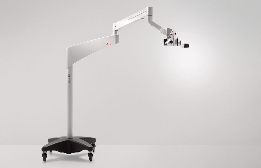 Figure 5: An additional possibility for small animal surgery: an M320 microscope with F12 I stand. Integrated LED light source for long-lasting intensity and HD camera with true-to-life color.