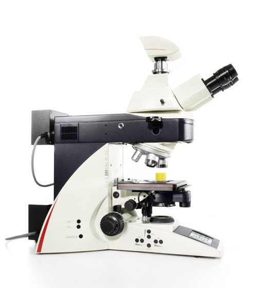 Microscopio verticale Leica DM4000 M con illuminazione LED 