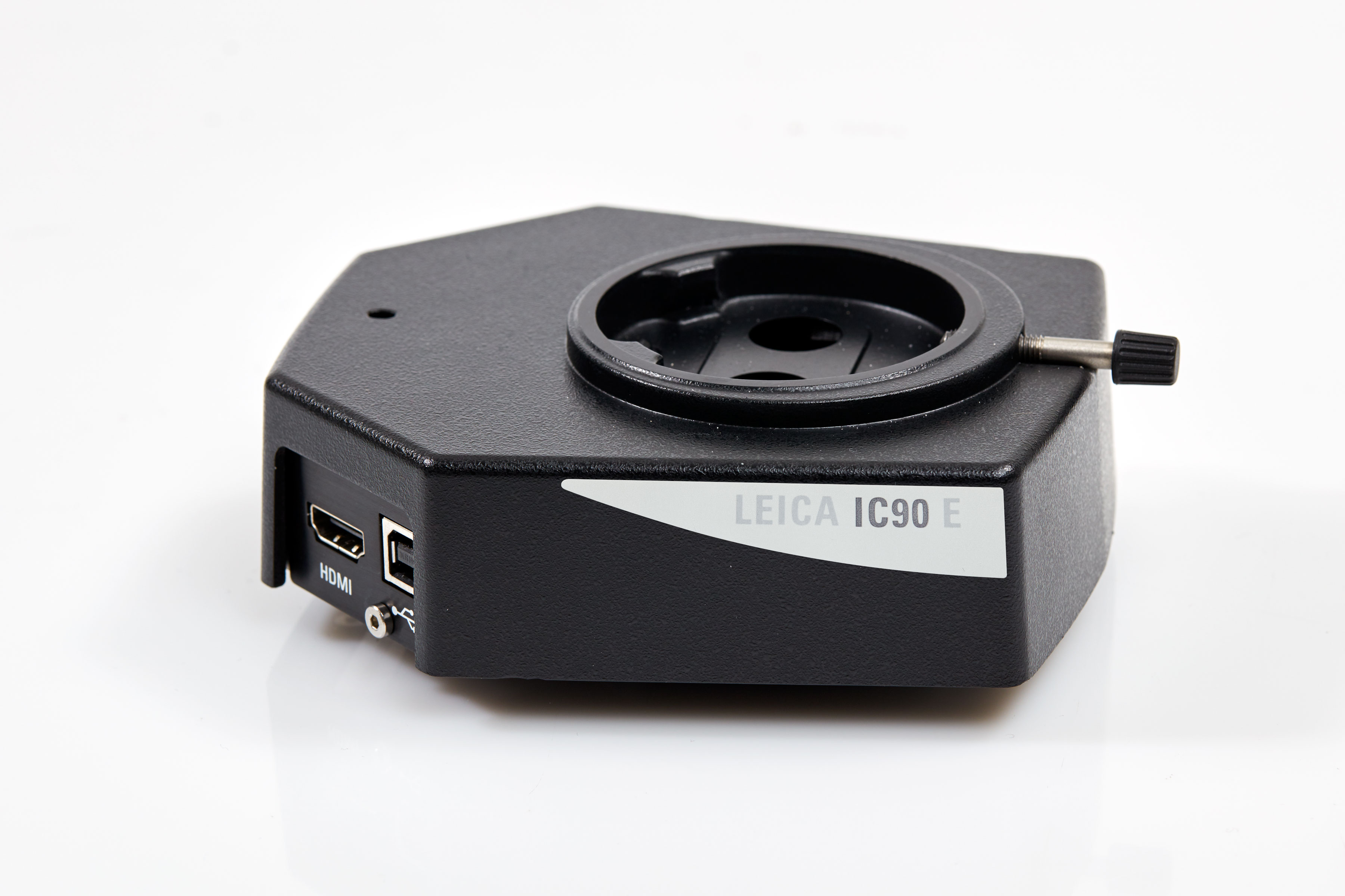 Microscope camera with ethernet connection and 10 MP resolution