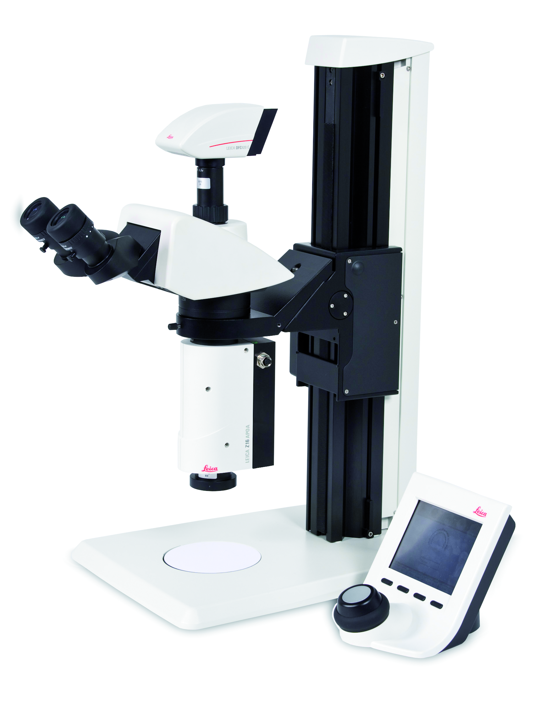 Zoom automatizado, diafragma de iris y enfoque fino para una rápida obtención de imágenes reproducibles