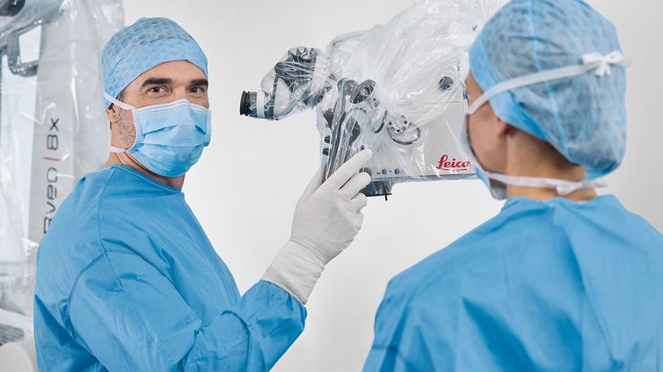 ARveo 8x Hybrid Surgical Microscope Experience Our Best Optical Visualization