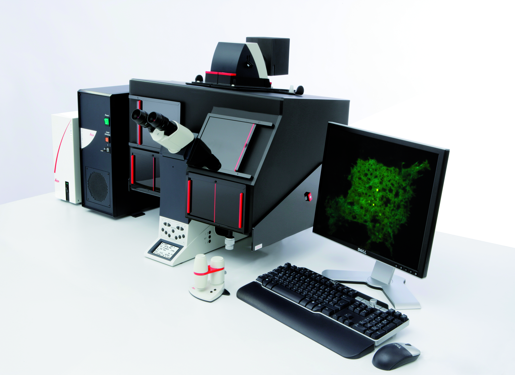 El sistema Leica AM TIRF MC proporciona la máxima transmisión posible en todos los componentes ópticos TIRF para obtener la mayor velocidad y luminosidad de la imagen TIRF.