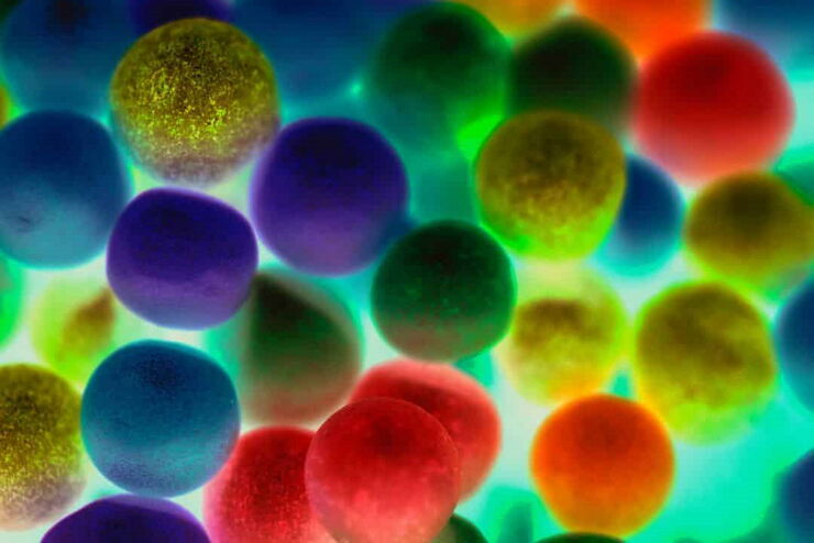 Combining spectrally resolved detection and fluorescence lifetime multiplexing Combining spectrally resolved detection and fluorescence lifetime multiplexing