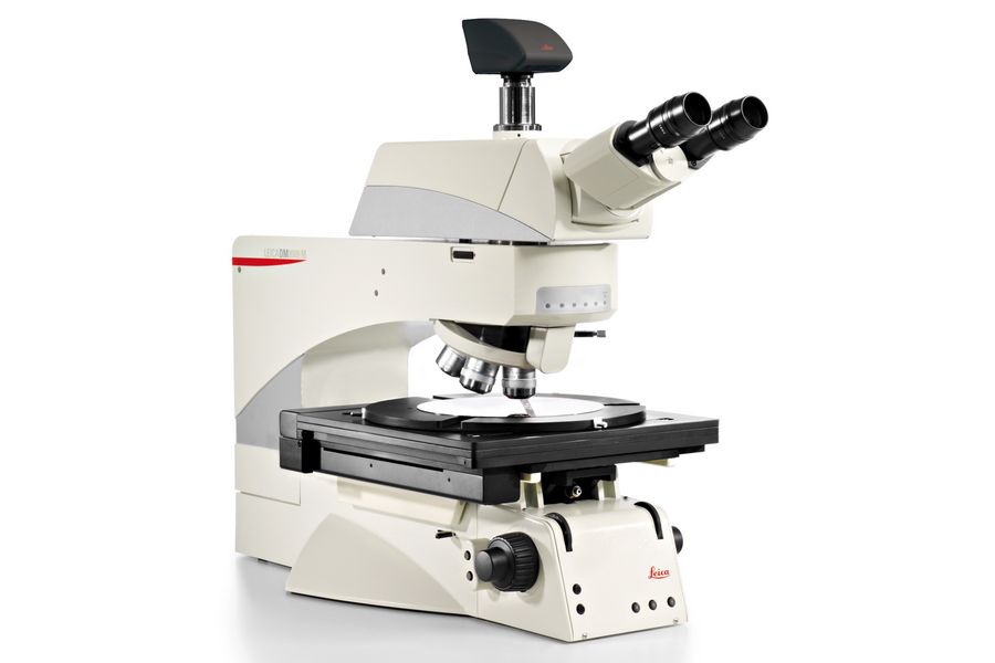 The DM8000 M microscope which is designed for high-throughput inspection of 8"-wafers and semiconductor components during production, QC, failure analysis, and R&D.