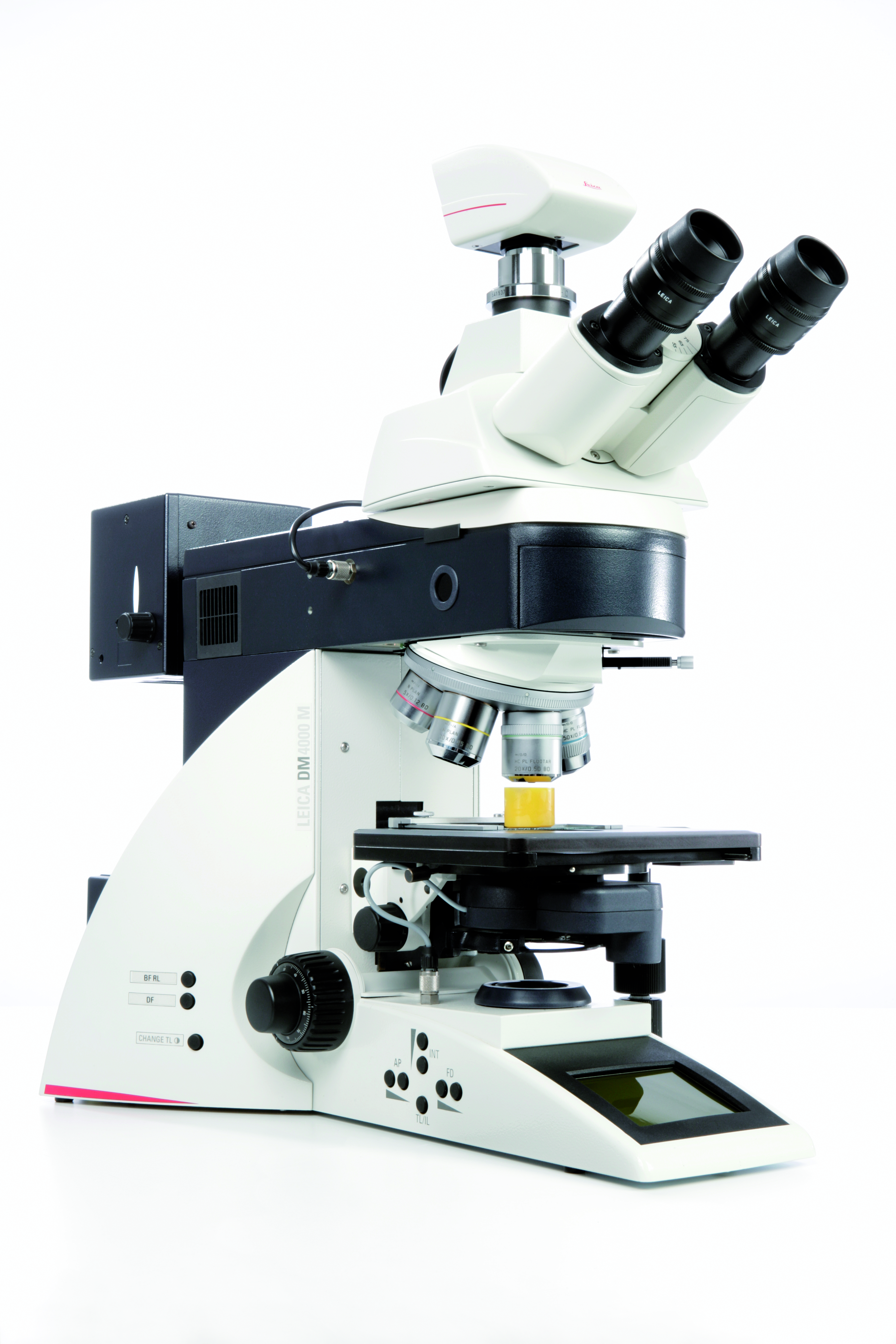 Il microscopio Leica DM4000 M abbrevia i tempi e fornisce risultati riproducibili.