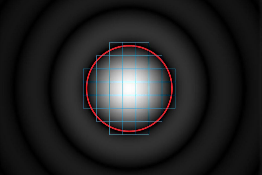 Airy-Muster in der Fokusebene Pinhole_diameter_and_diffraction_pattern.jpg