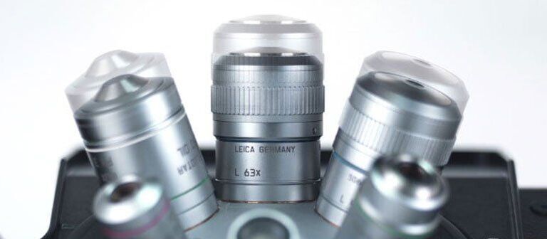 Escursione di 12 mm del Leica DMi8 Focus Drive.