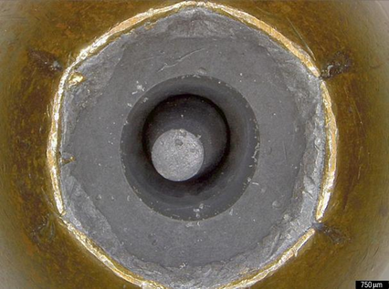 Multi-focus image in 2D of a bullet nose.