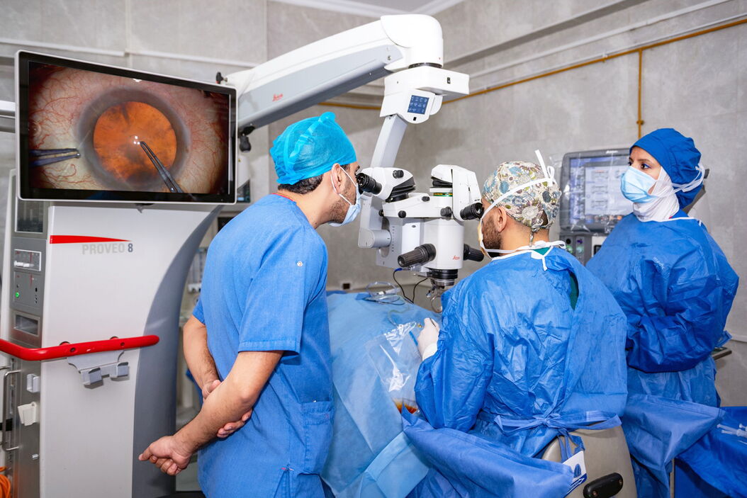 Dr. Tawfik with the Proveo 8 surgical microscope. Dr_Tawfik_with_the_Proveo_8_surgical_microscope.jpg