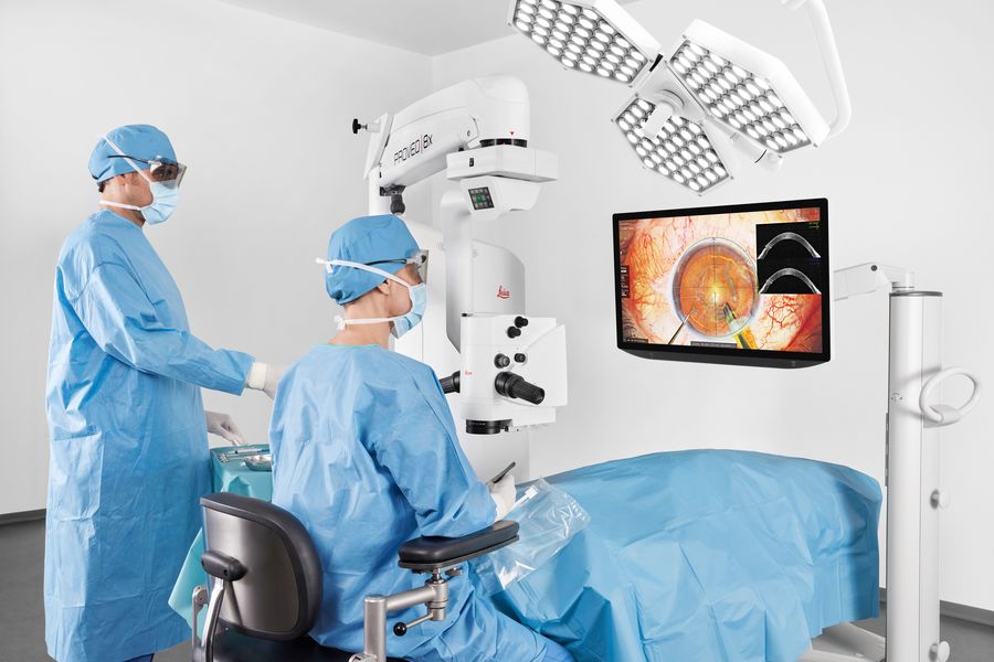 Example of 3D digital ophthalmic surgery using Proveo 8x, illustrating the integration of the surgical image with real‑time intraoperative data within a unified viewing environment.