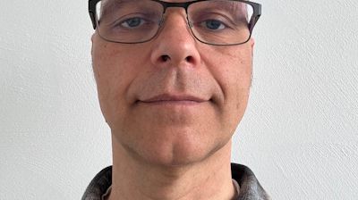 Dr. Alexander Zilles