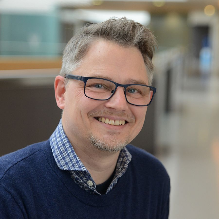 Lothar Schermelleh, Professor of Bioimaging & Academic Director
