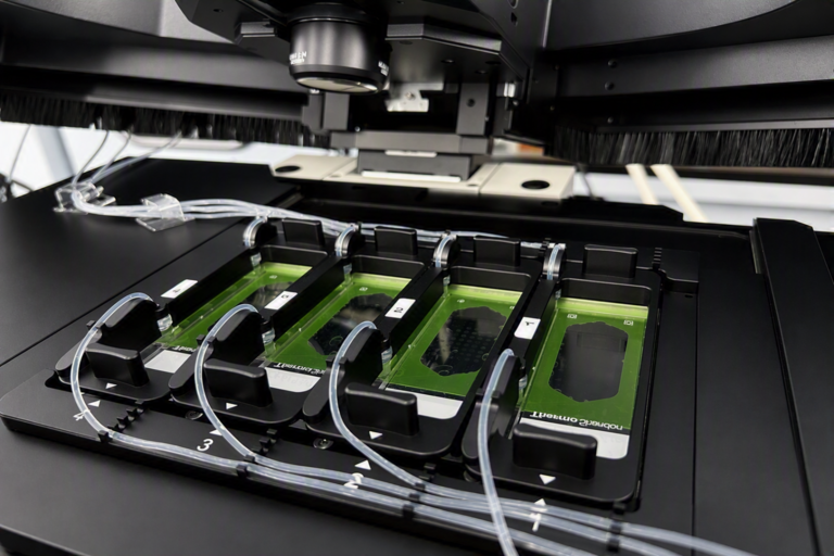 Loaded Flow Cell Holder with four slides on the Autiva Spatial Phenotyper.