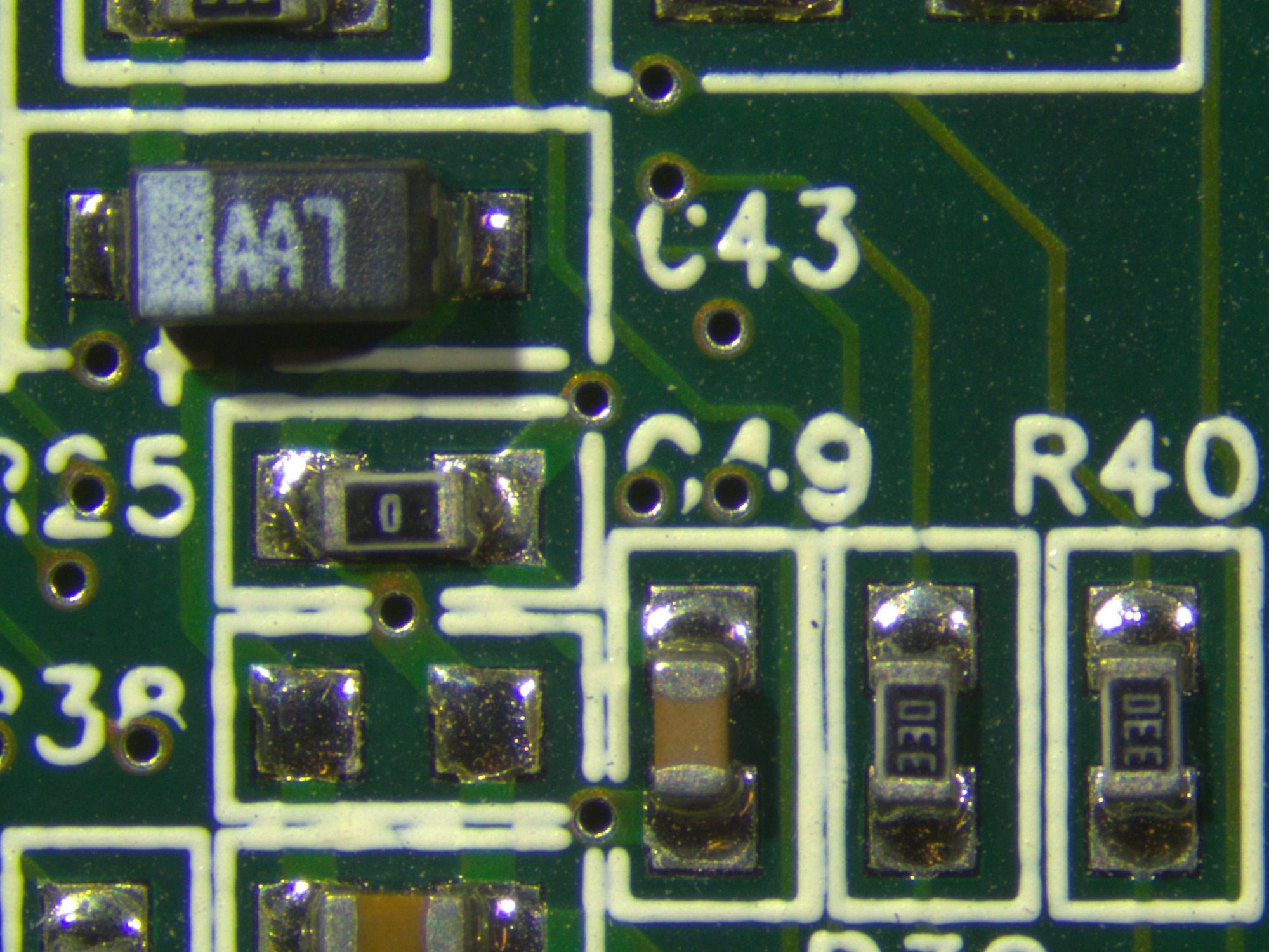 Printed Circuit Board (PCB) - Spotlight Illumination (SLI): Multiple sample characteristics