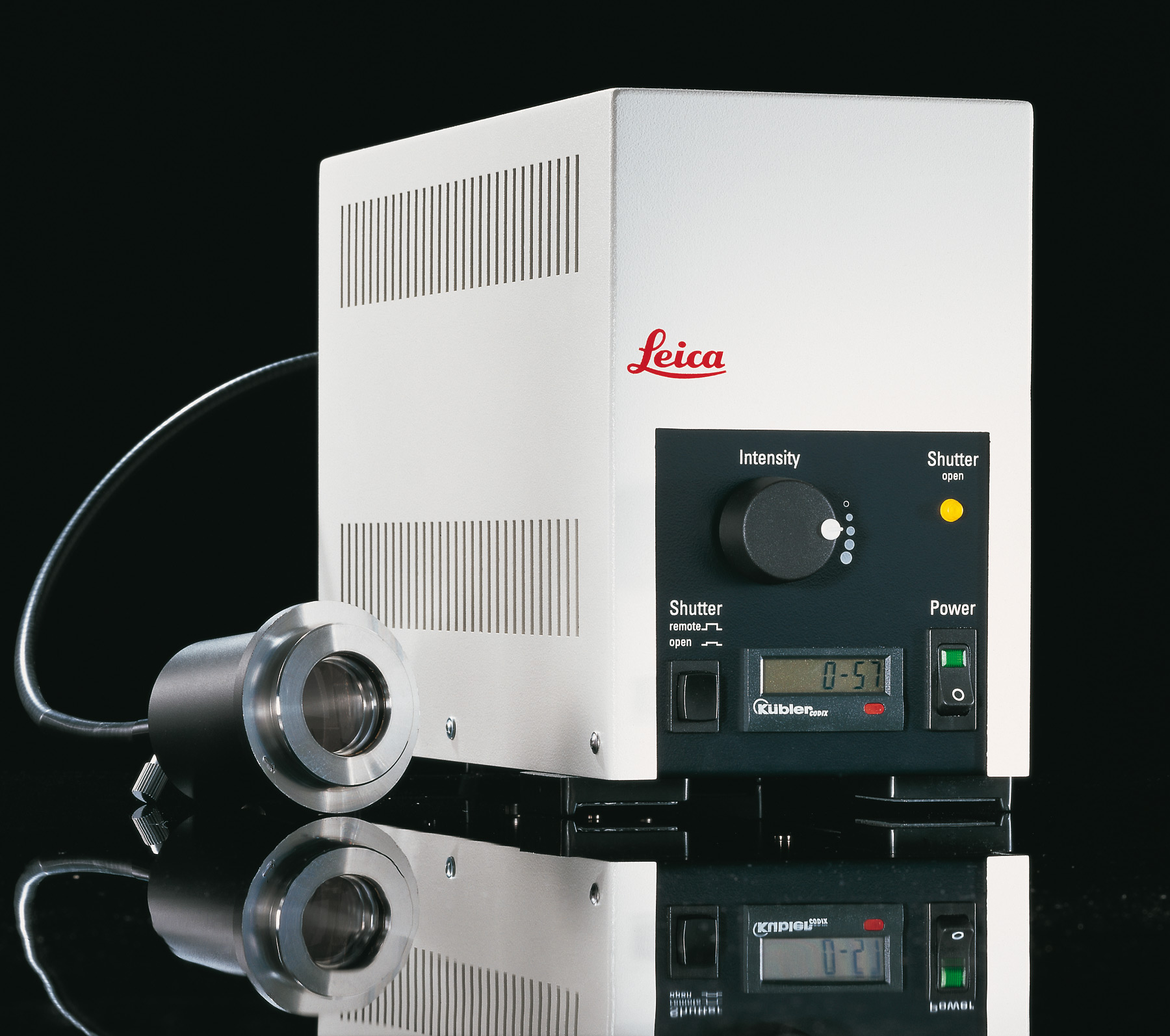 EL6000: External light source for fluorescence excitation