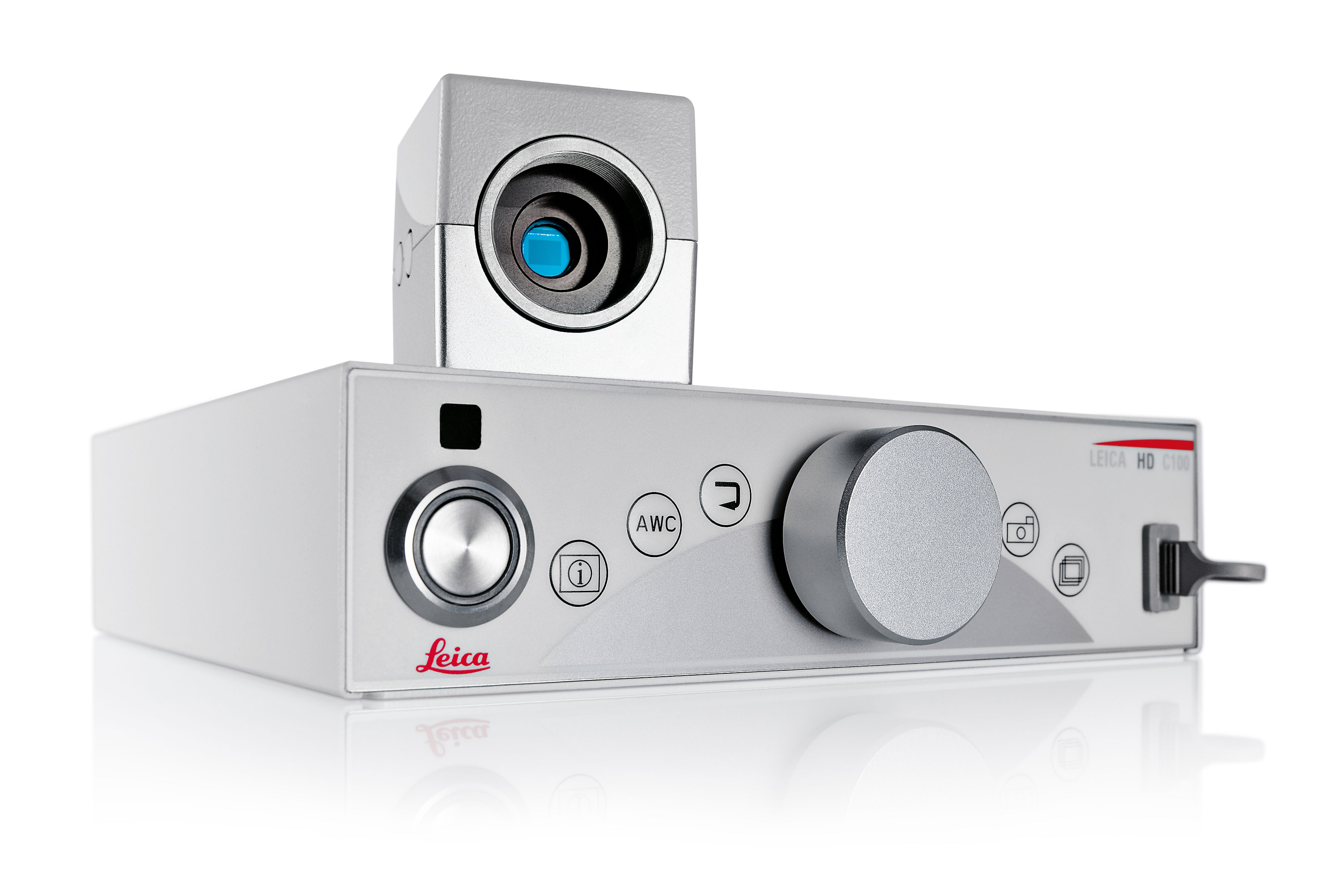 Videocamera medicale Leica HD C100 con risoluzione HD e SD, interfaccia utente intuitiva e rapido e facile trasferimento dei dati ai dispositivi di archiviazione esterni.